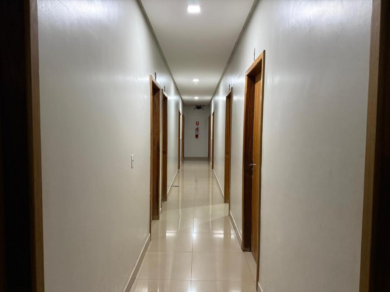 Hotel Oliveira 44 Goiania Bagian luar foto